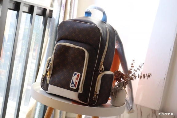 VUITTON LVXNBA LOUIS BACKPACK 0801
